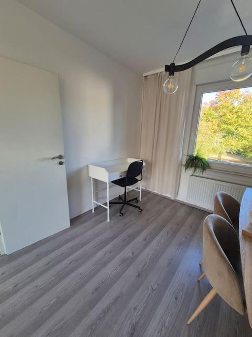 Gemuetliche Nahe Messe Und Flughafen Apartment